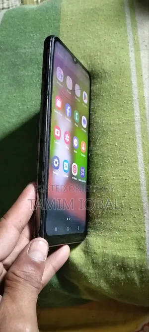 স্যামসাং গ্যালাক্সি এ৩২ ৫জি ১২৮ জিবি ব্ল্যাক