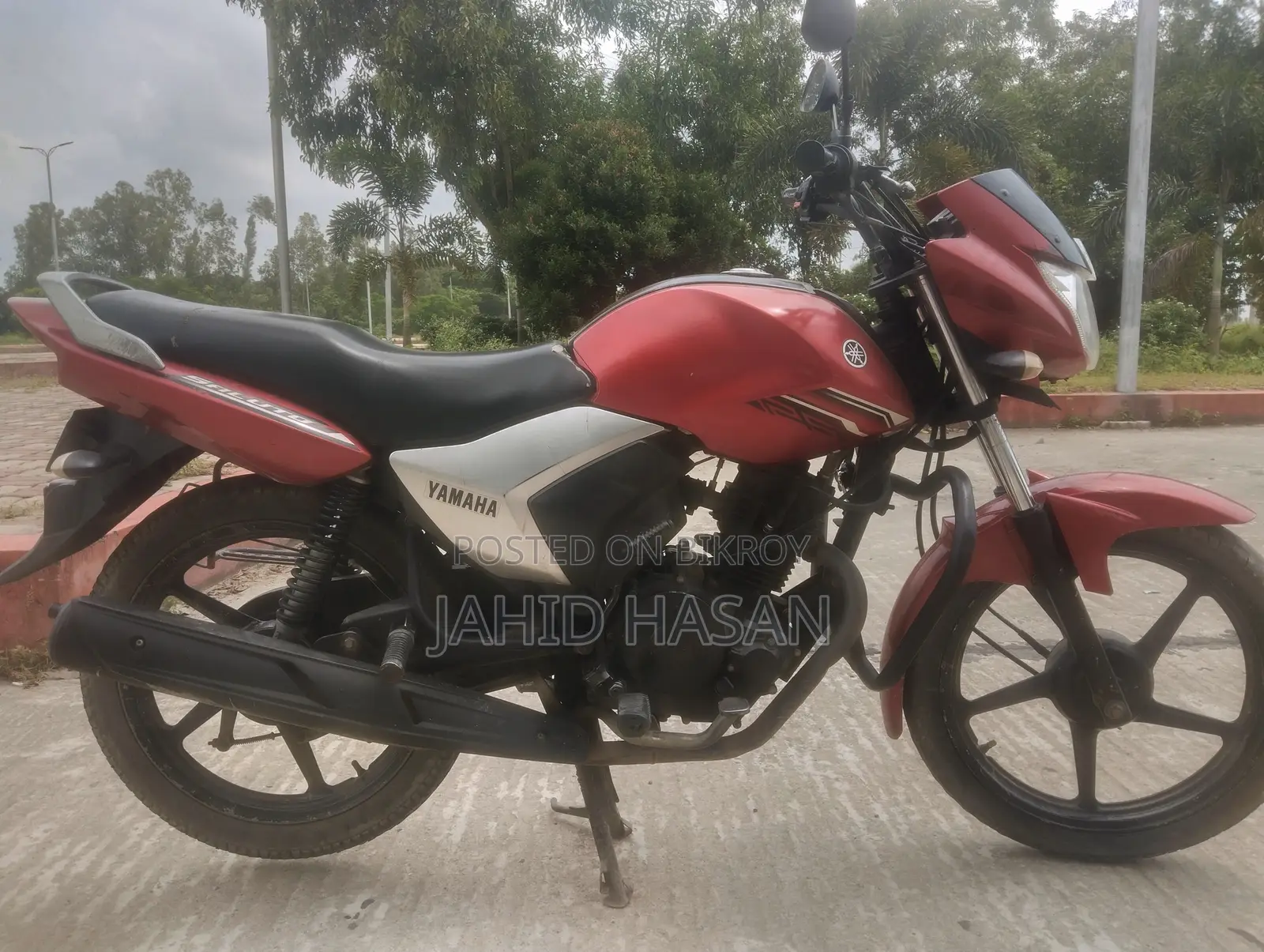 ইয়ামাহা স্যালুটো ১২৫ ২০১৭ রেড