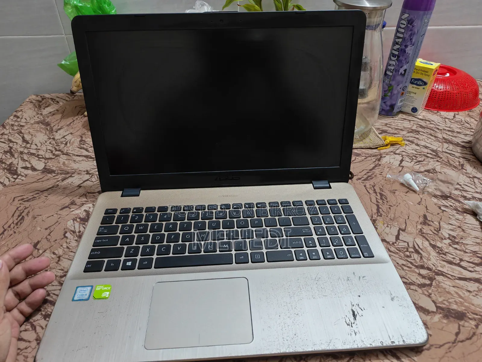 Laptop Asus VivoBook X540SA 16GB Intel Core i5 SSHD (Hybrid) 1T