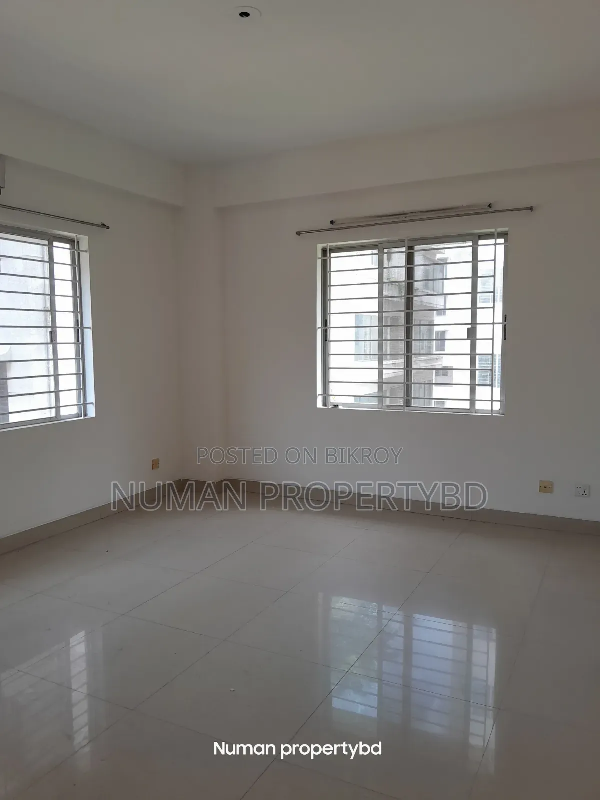 3 Bedroom Apartment in Numan Property Bd, Basundhara for Rent