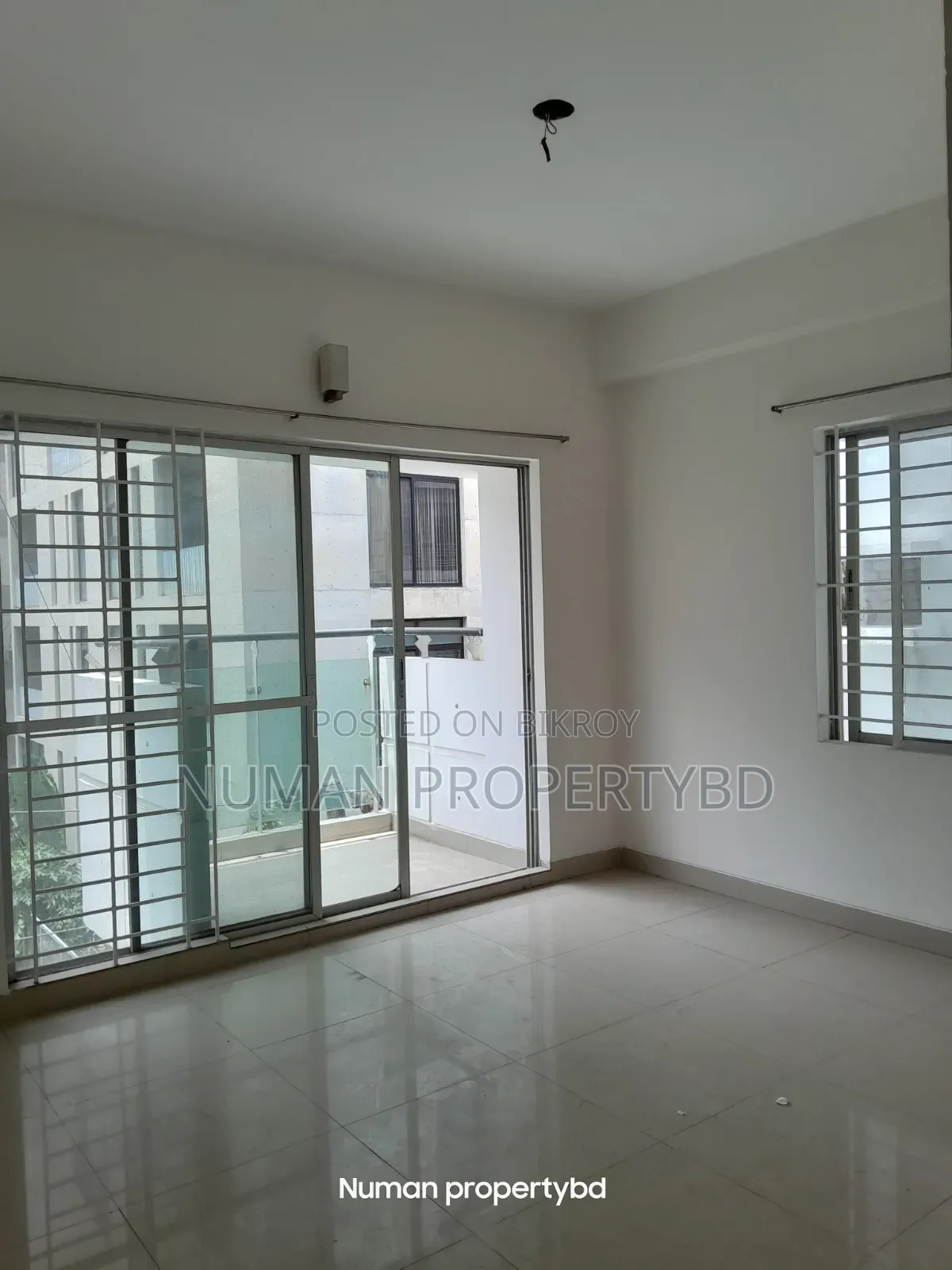 3 Bedroom Apartment in Numan Property Bd, Basundhara for Rent
