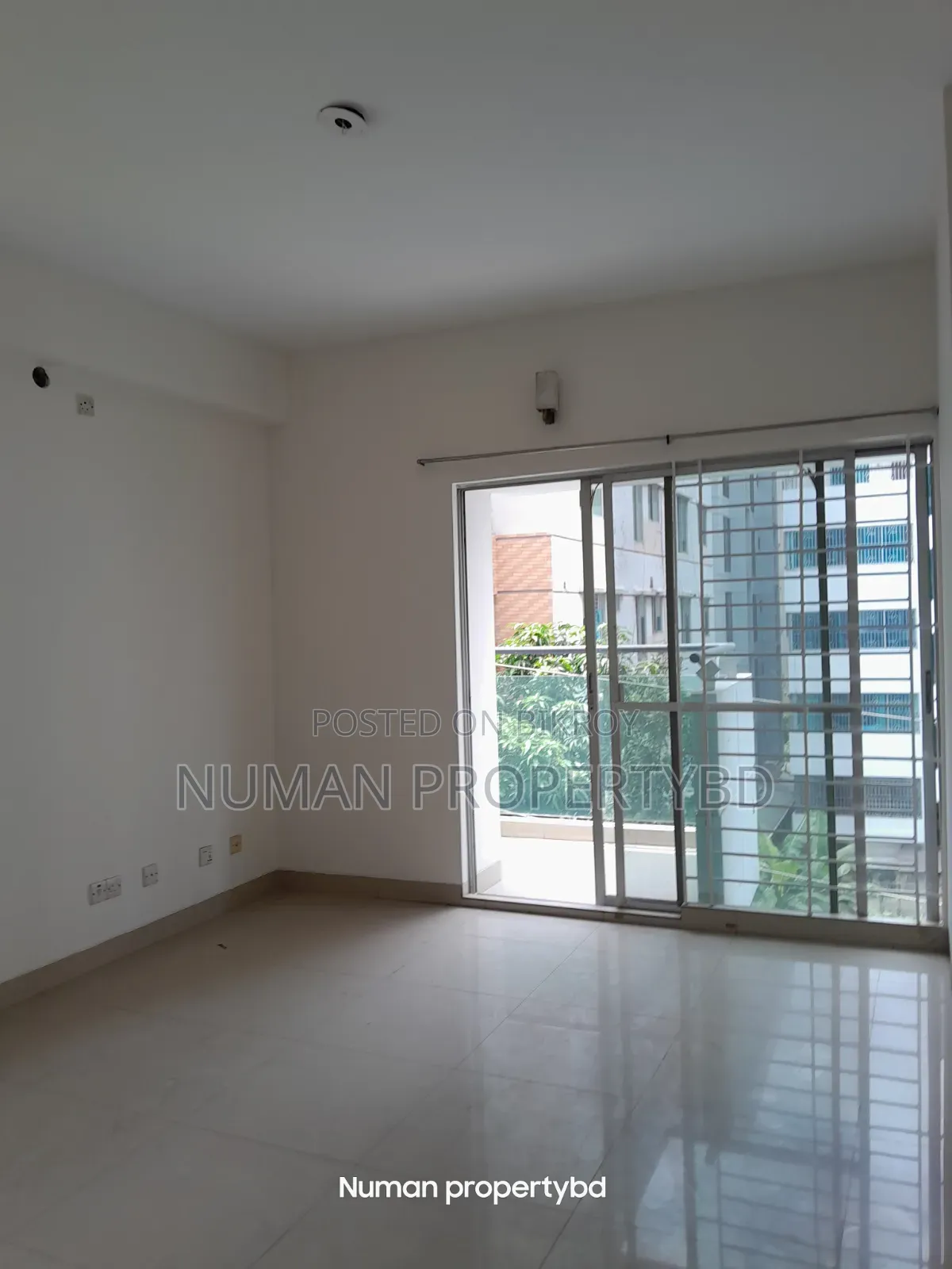 3 Bedroom Apartment in Numan Property Bd, Basundhara for Rent
