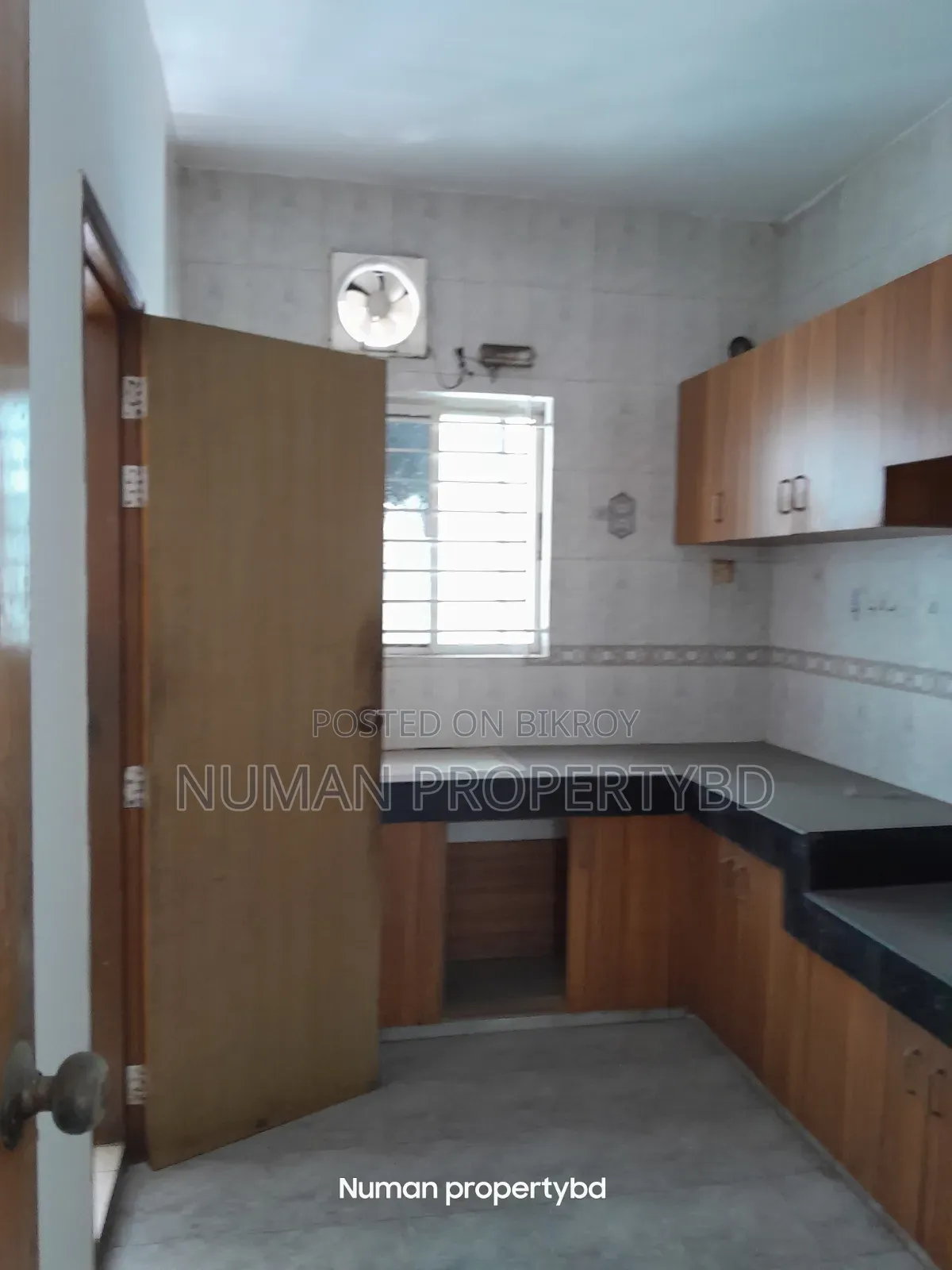 3 Bedroom Apartment in Numan Property Bd, Basundhara for Rent