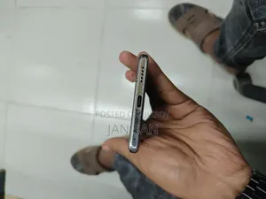 Vivo V30e 256 GB White