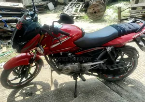 Bajaj Pulsar 150 2016 Red