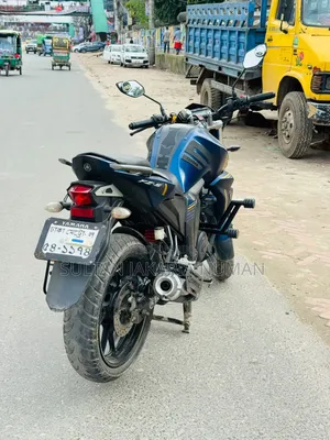 ইয়ামাহা এফজেড ২০২৩ নীল