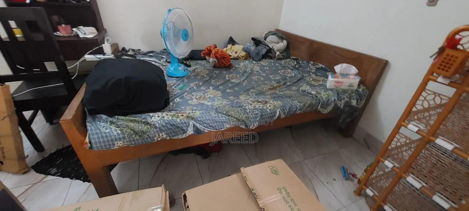 Semi Double Bed