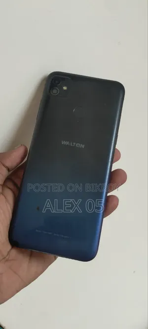 Walton hm 6 32 GB Blue