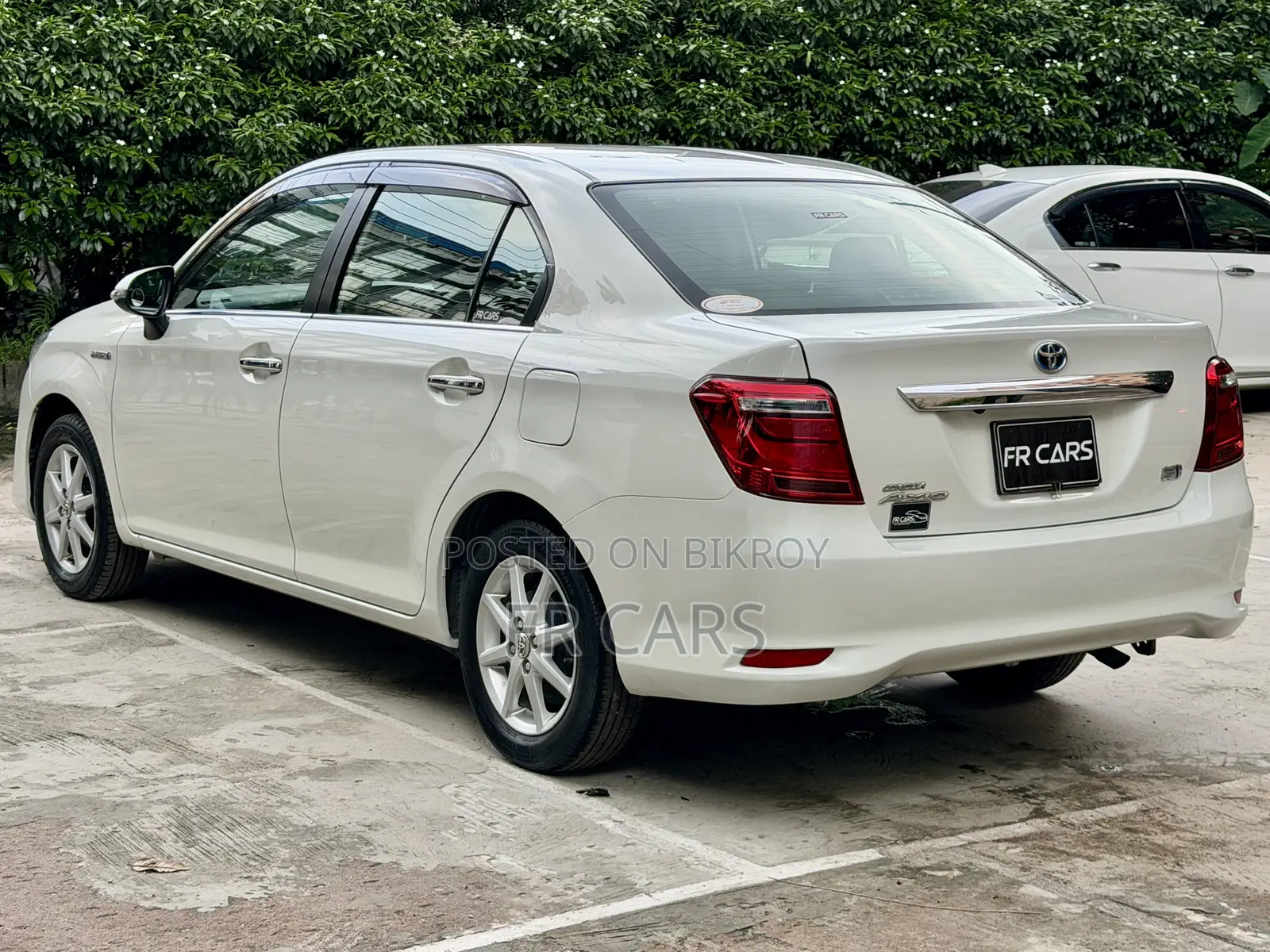 Toyota Axio 1.5 Hybrid G 2WD 2017 Pearl