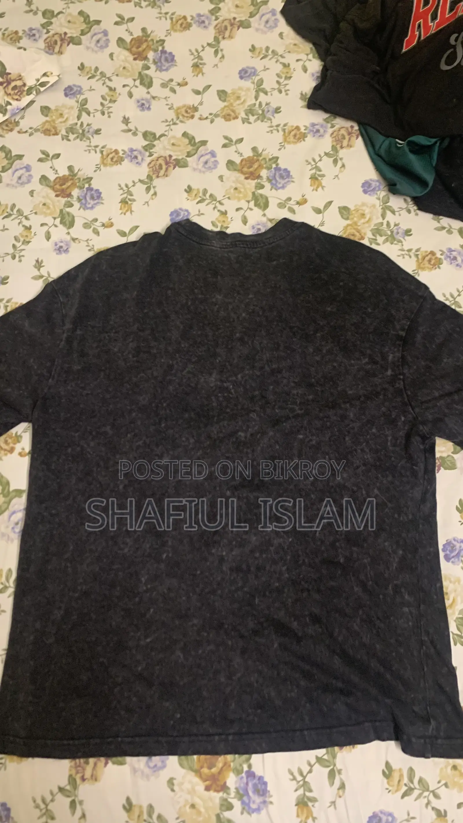 এফসি বার্সেলোনা কনসেপ্ট কিট এবং একটি এসিড ওয়াশড বার্সা এক্স ক্যাকটাস জ্যাক টি