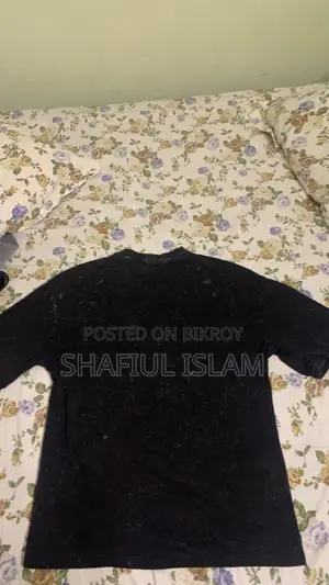 ইয়েলো থেকে কিউবান শার্ট এবং ফ্রি লস্ট সোলস টি-শার্ট