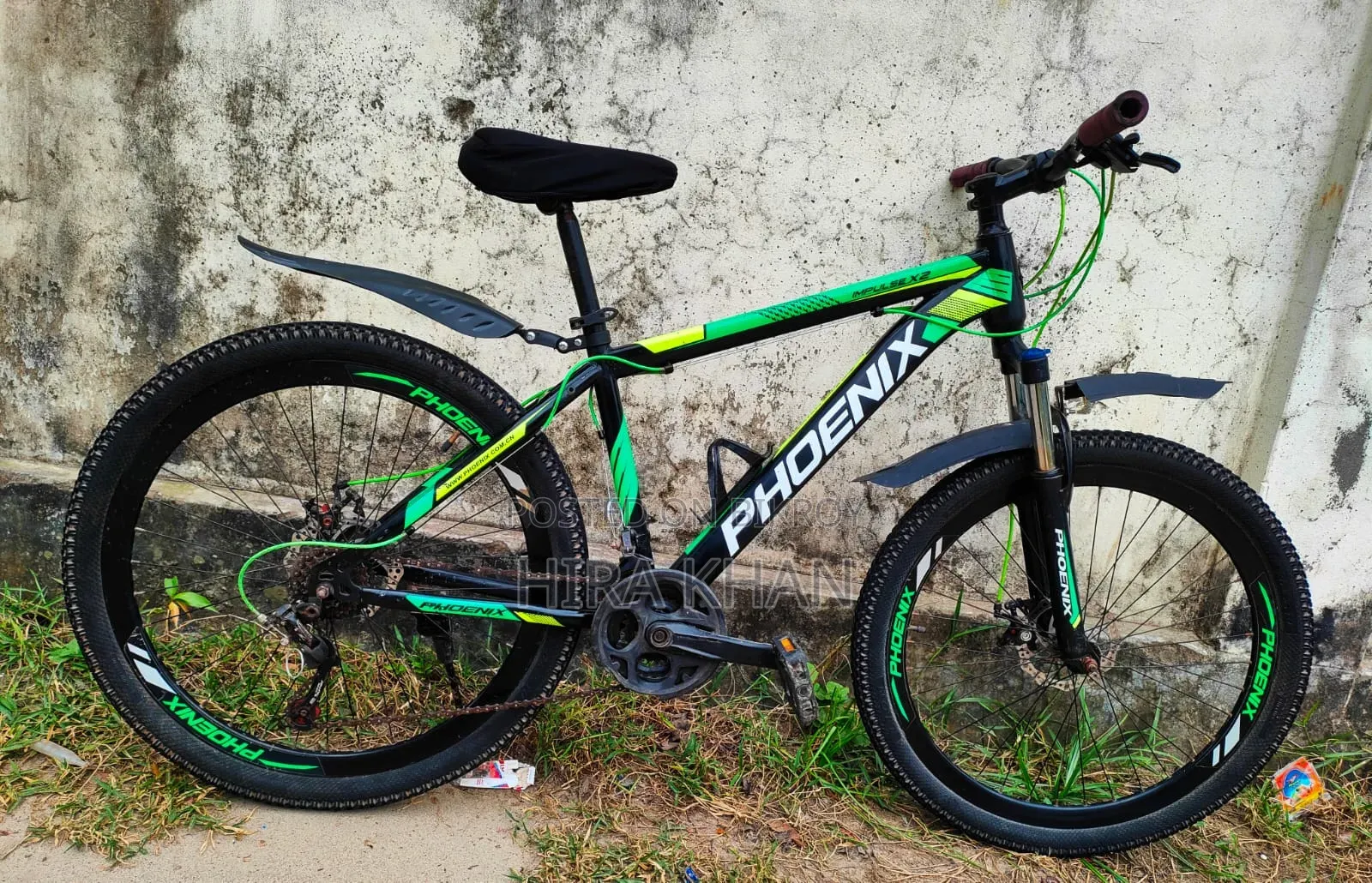 ফনিক্স -২৬-ছাইজ-একদোম-ফেরেশ