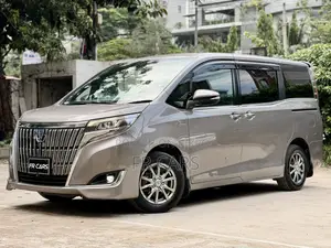 Toyota Esquire 1.8 Front-Wheel Drive Hybrid (7 Seater) 2018 Brown