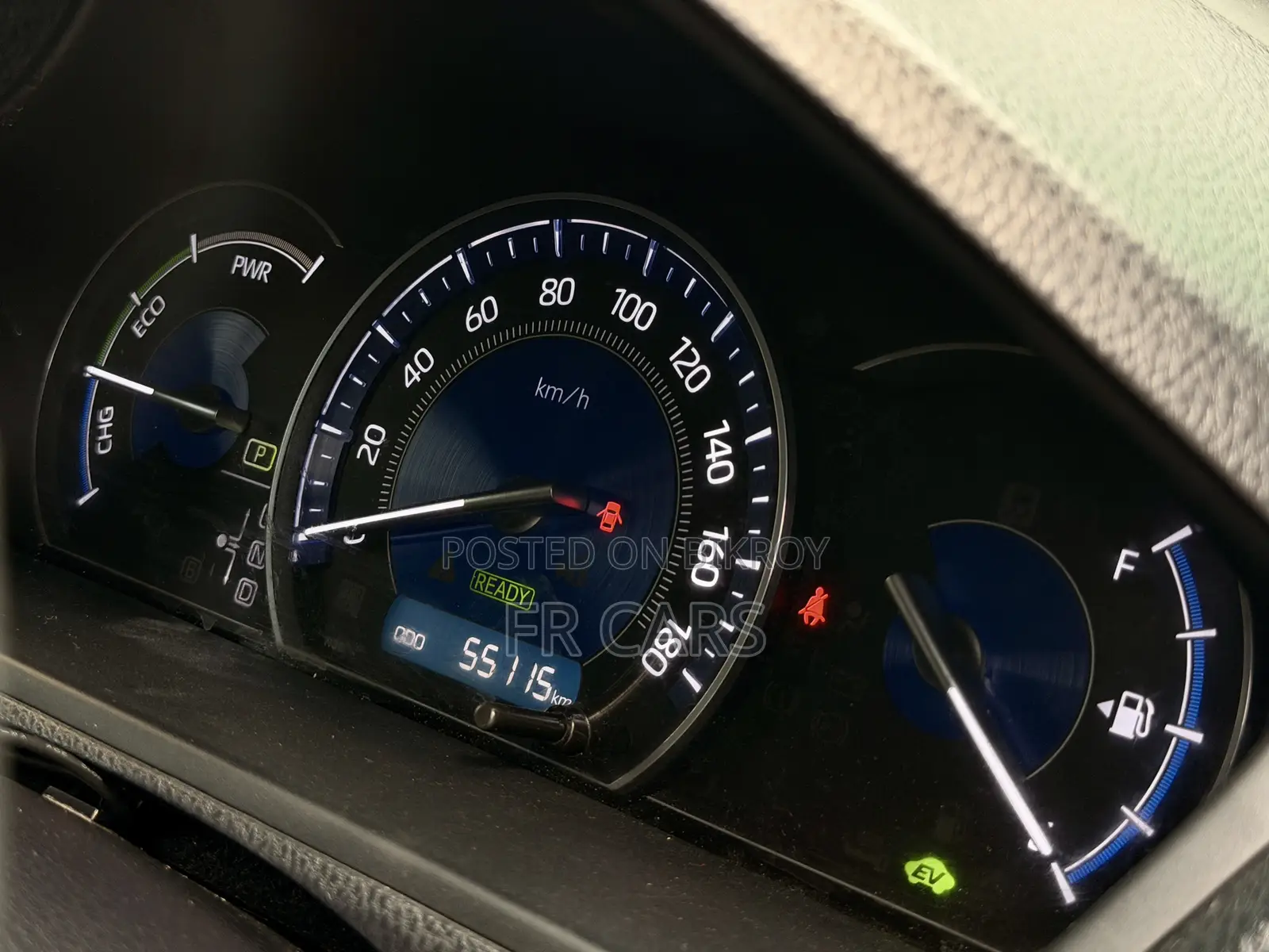 Toyota Esquire 1.8 Front-Wheel Drive Hybrid (7 Seater) 2018 Brown