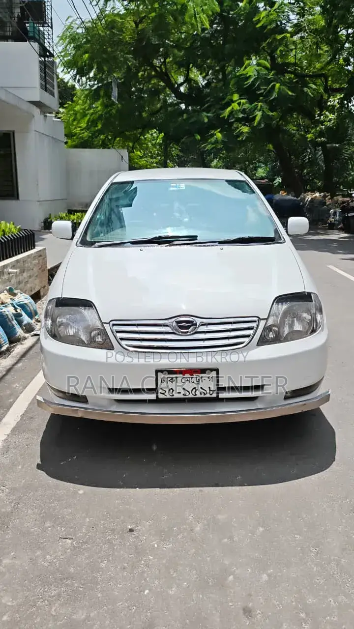 টয়োটা করোল্লা ফিল্ডার ২০০৪ হোয়াইট
