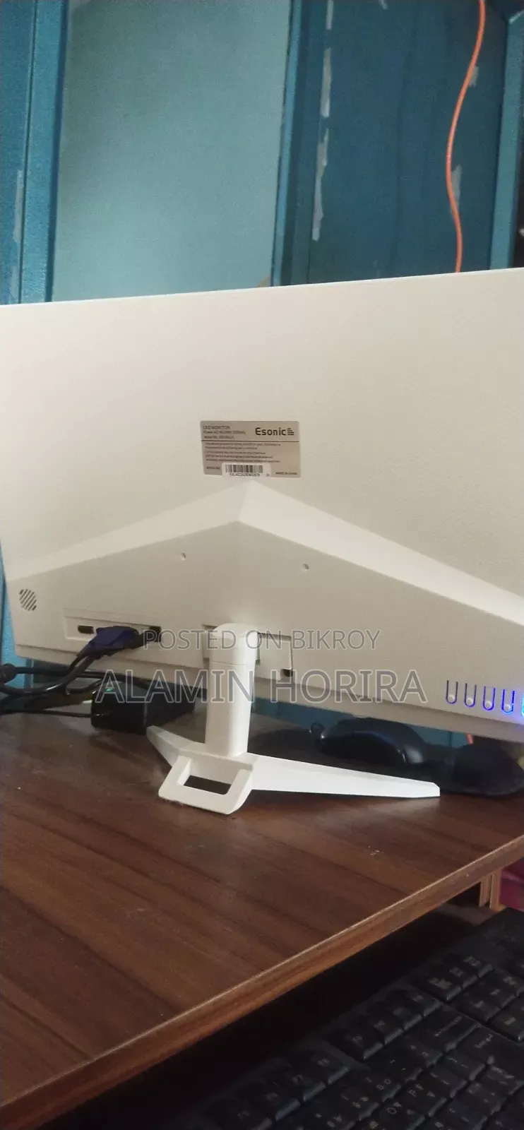 Desktop Computer 4GB Intel Core I3 HDD+SSD 500GB