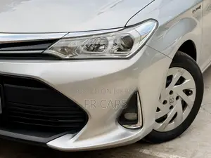 Toyota Corolla Fielder 1.5 Hybrid FWD 2019 Silver