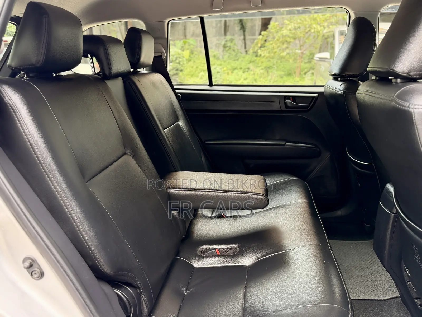 Toyota Corolla Fielder 1.5 Hybrid FWD 2019 Silver