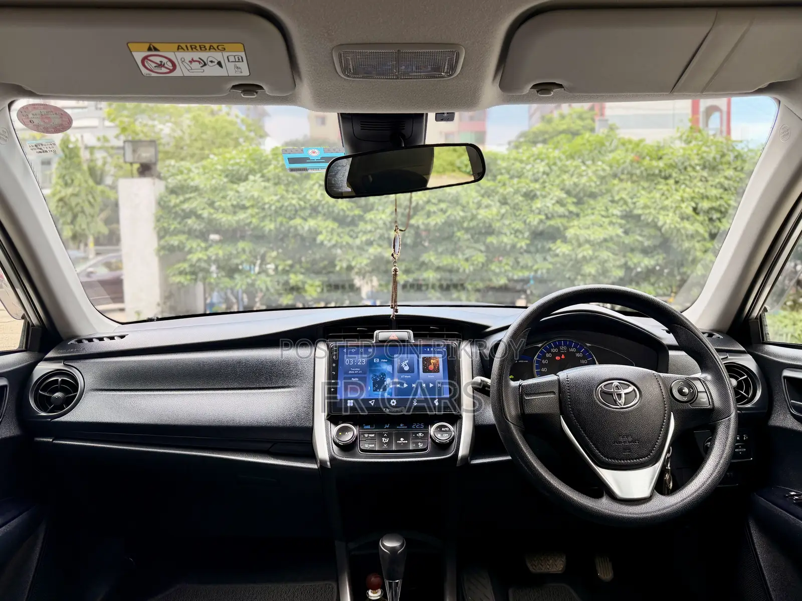 Toyota Corolla Fielder 1.5 Hybrid FWD 2019 Silver