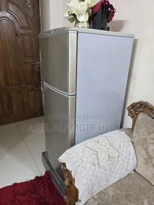 Hitachi Fridge.