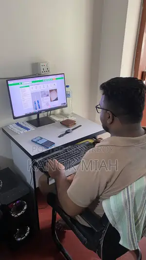 কম্পিউটার ডেস্ক টেবিল