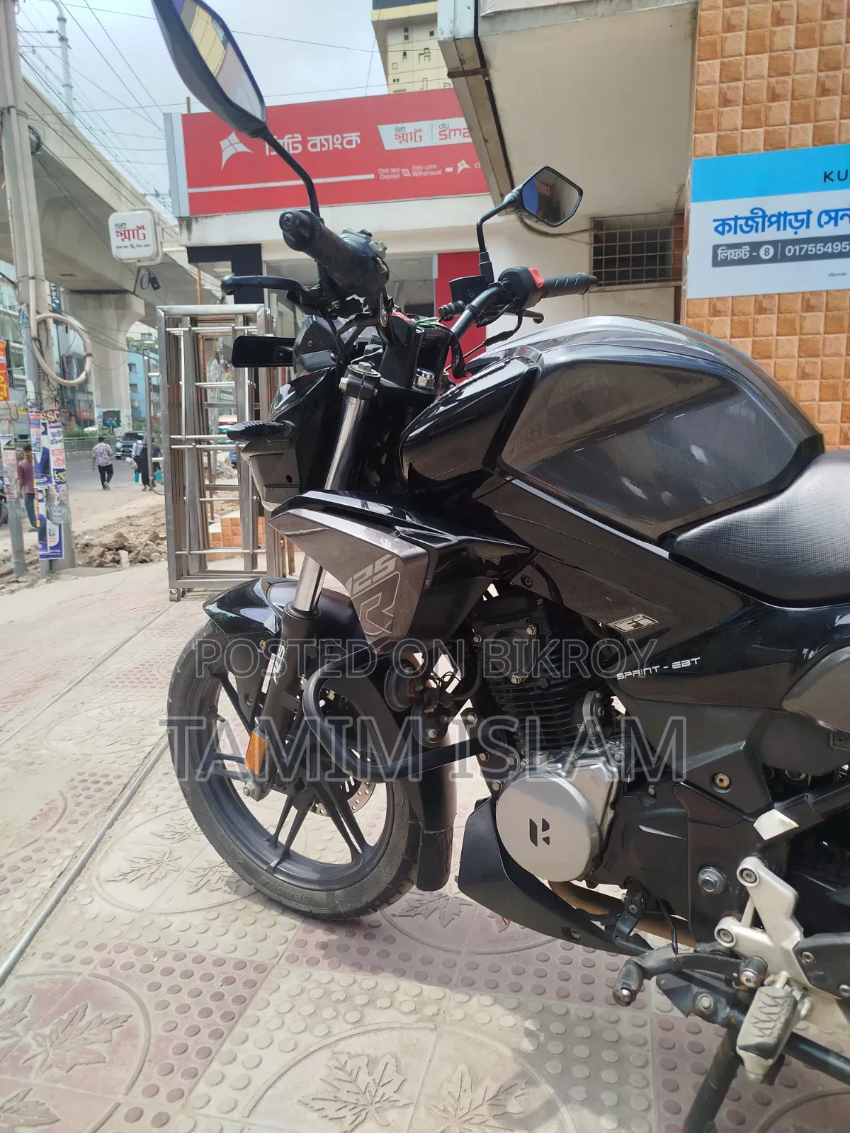 New Hero Xtreme 125R 2025 Black