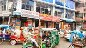 পল্টনে ফুল ফার্নিশড ৫০০০ এসএফটি চাইনিজ রেস্তোরাঁ বিক্রি