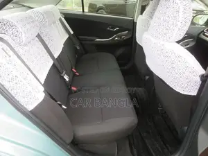 Toyota Premio 2021 Green