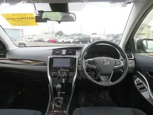Toyota Premio 2021 Green