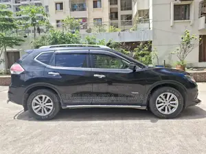 Nissan X-Trail 2.0 Hybrid FWD 2015 Black