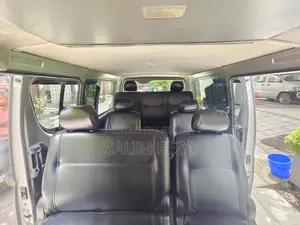Toyota Noah 2011 Silver