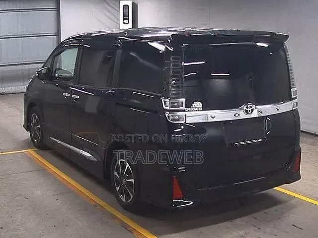 Toyota Voxy 2020 Black
