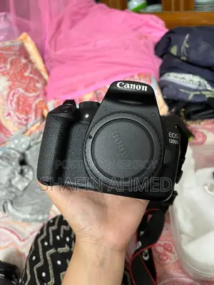 ক্যানন ইওএস ১২০০ডি ডিএসএলআর ক্যামেরা