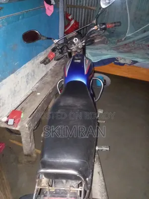 Bajaj Boxer 100 2016