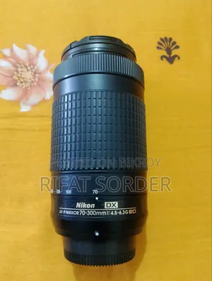 Nikon D5300 DSLR Camera for Sale