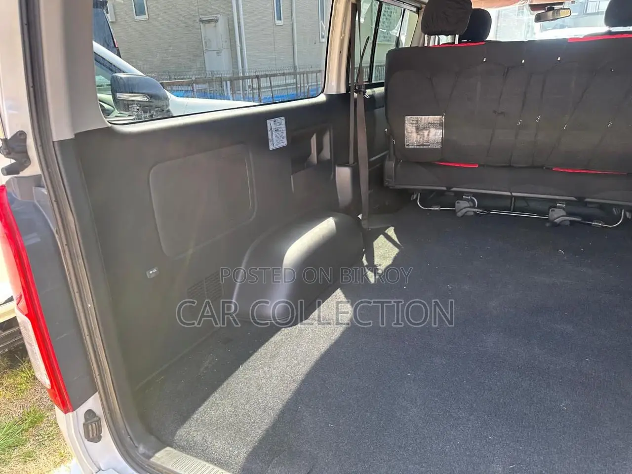 Toyota Grand HiAce 2002 Pearl