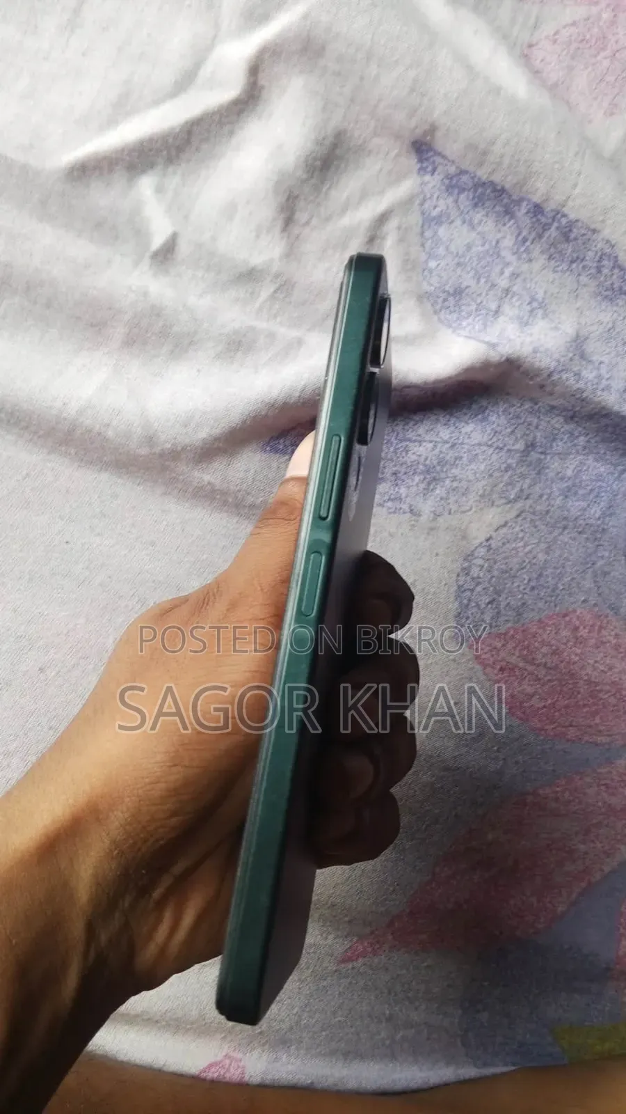 Vivo Y04 128 GB Red