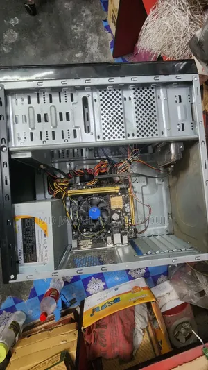 Desktop Computer Asus 4GB Intel Core 2 Duo HDD+SSD 1T
