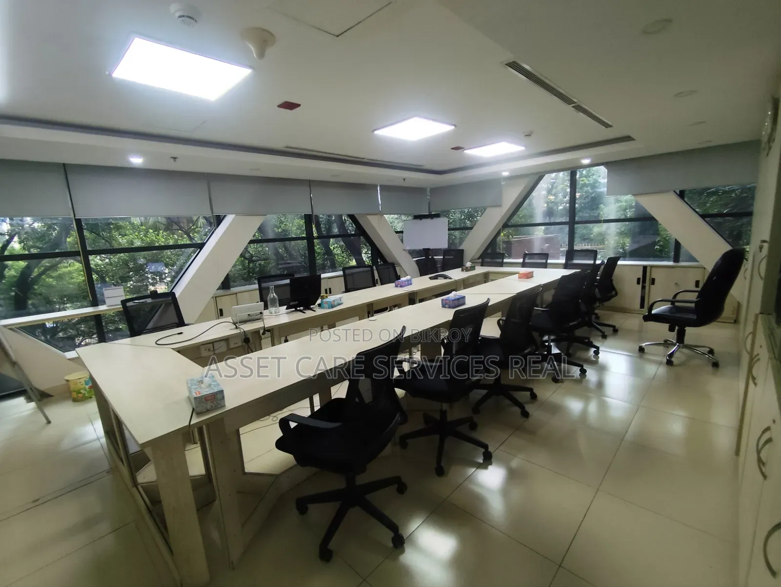 Gulshan Avenue 8487-SQFT Commercial Open Office Space Rent