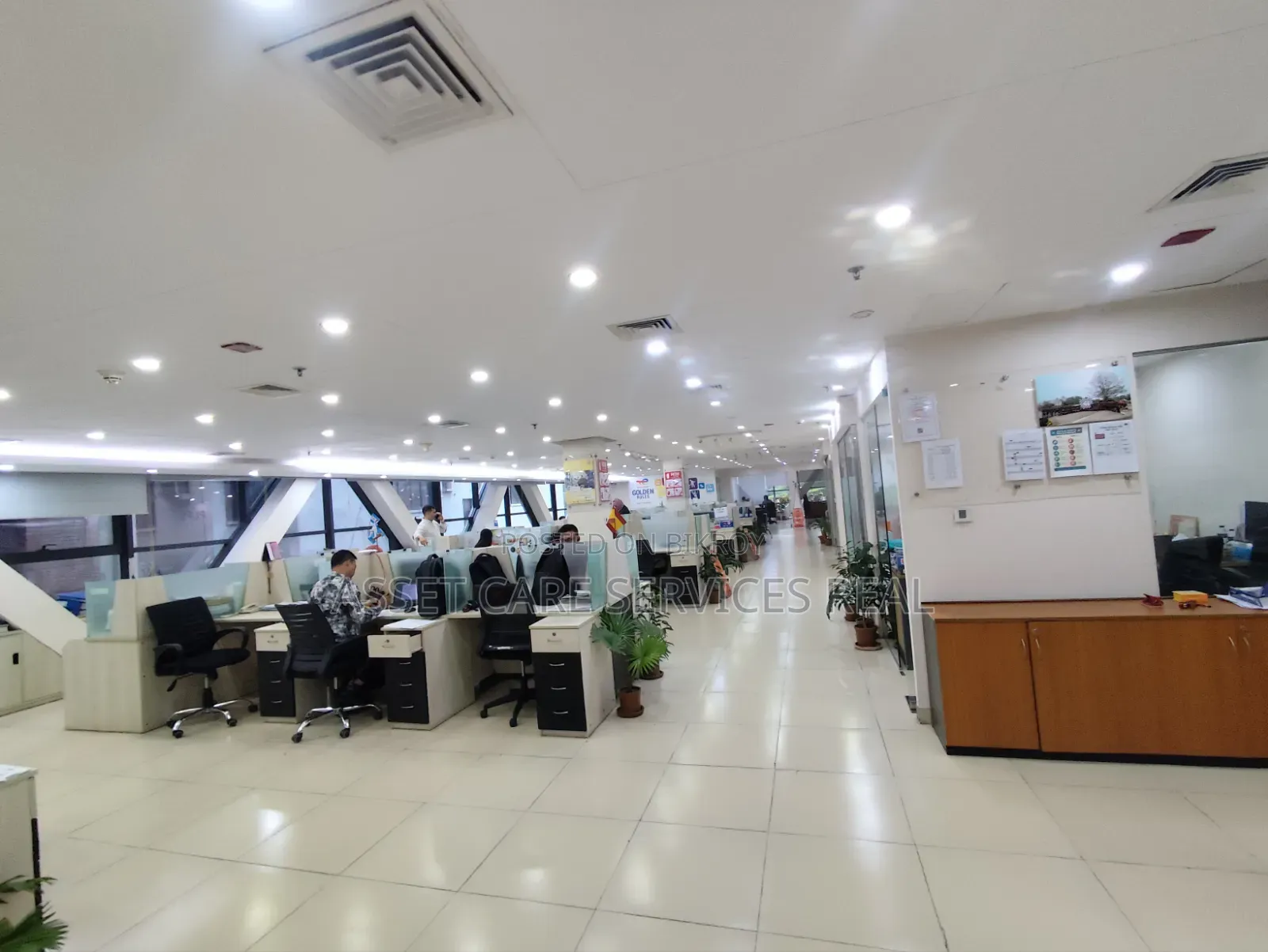 Gulshan Avenue 8487-SQFT Commercial Open Office Space Rent