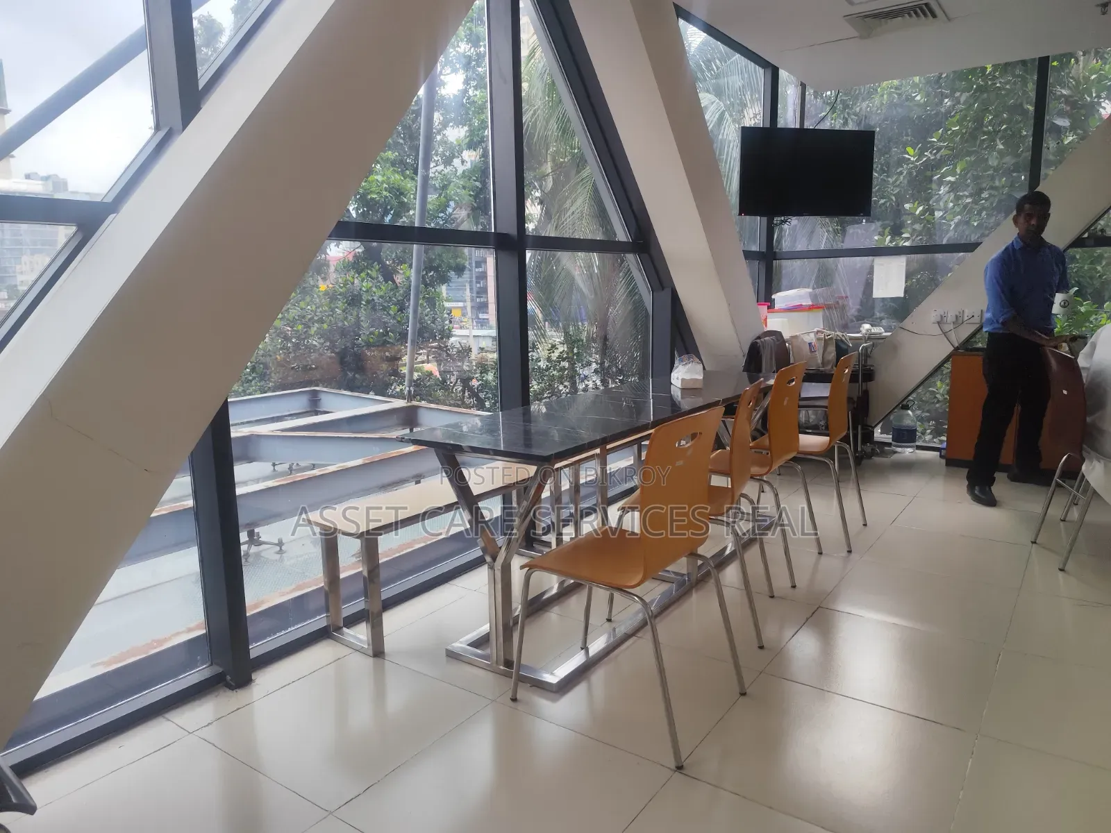 Gulshan Avenue 8487-SQFT Commercial Open Office Space Rent