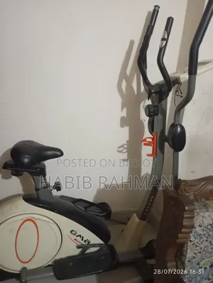 ক্রসট্রেইনার
