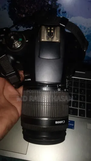 ক্যানন ইওস ২০০০ডি