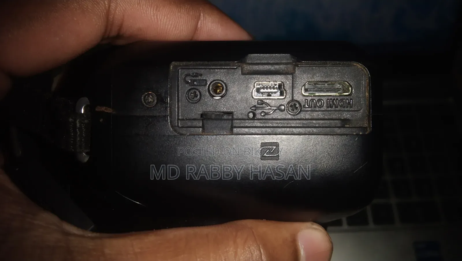 ক্যানন ইওস ২০০০ডি