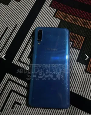 স্যামসাং গ্যালাক্সি এ৫০ ৬৪ জিবি নীল