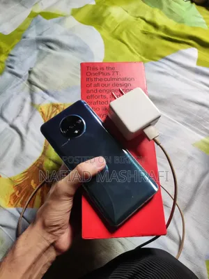 ওয়ানপ্লাস ৭টি ১২৮ জিবি নীল