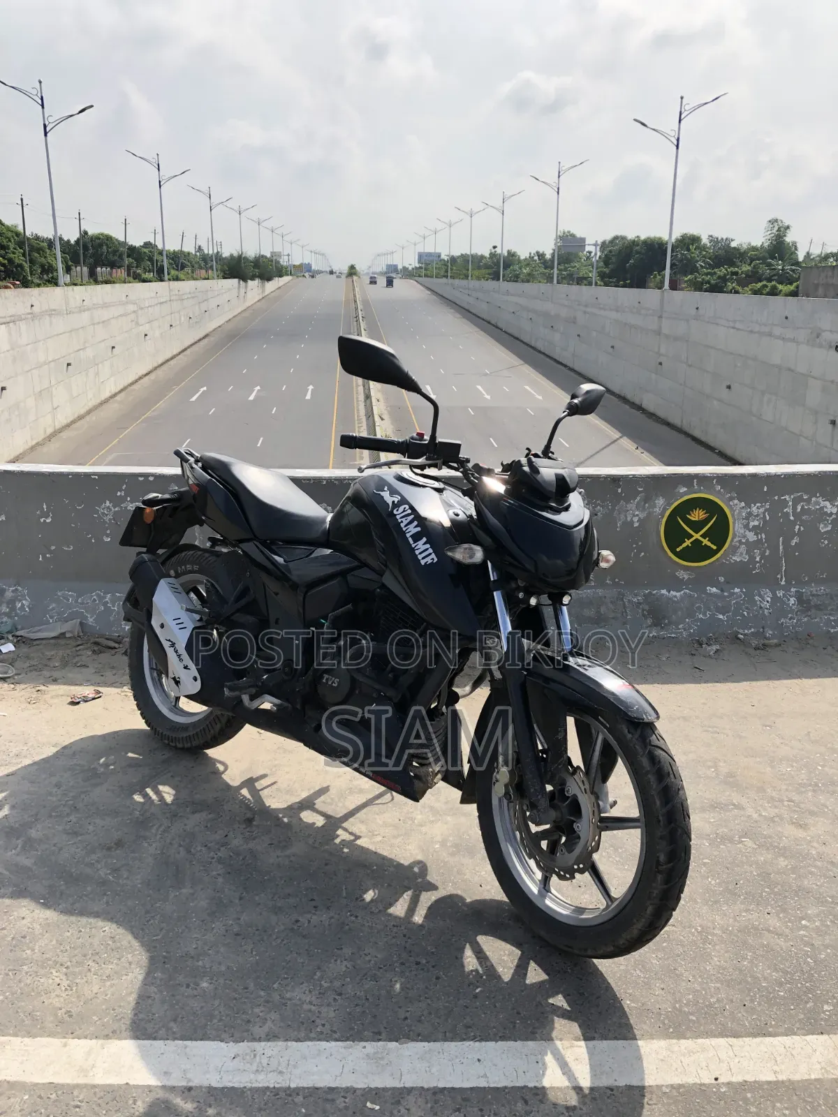 টিভিএস আপাচি আরটিআর ১৬০ ৪ভি ২০১৯ কালো