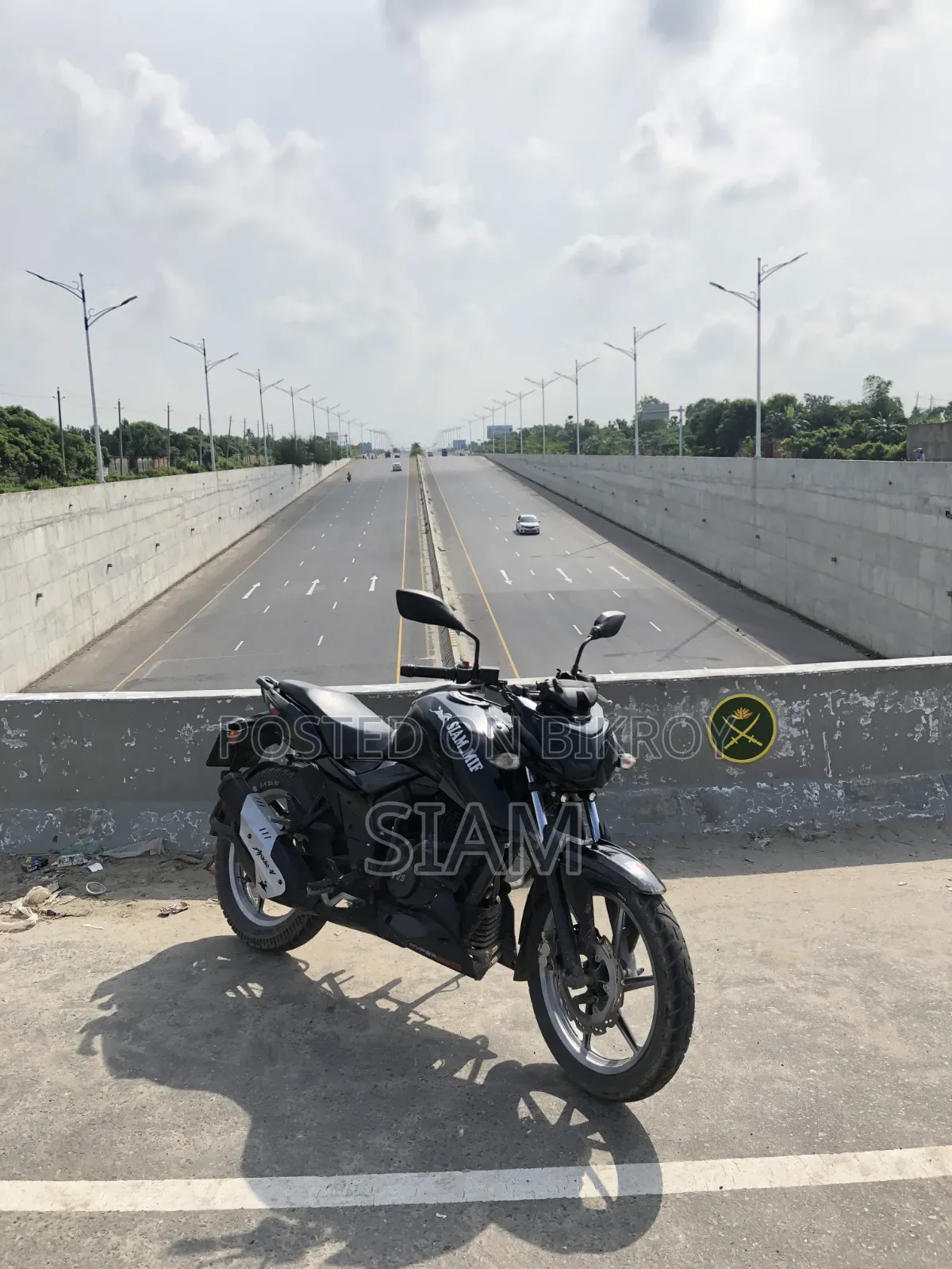 টিভিএস আপাচি আরটিআর ১৬০ ৪ভি ২০১৯ কালো