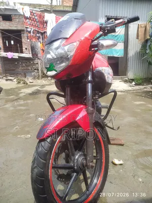 TVS Apache RTR 160 2V 2015 Red