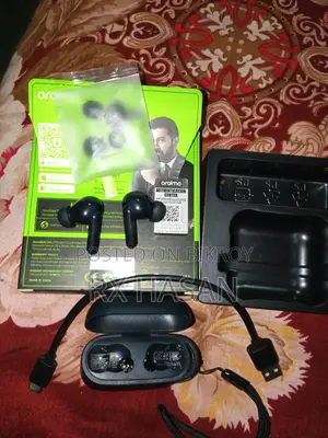 Earbuds